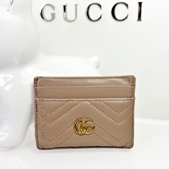 Gucci GG Marmont Card Case In Beige Calfskin Leather - Picture 2 of 10